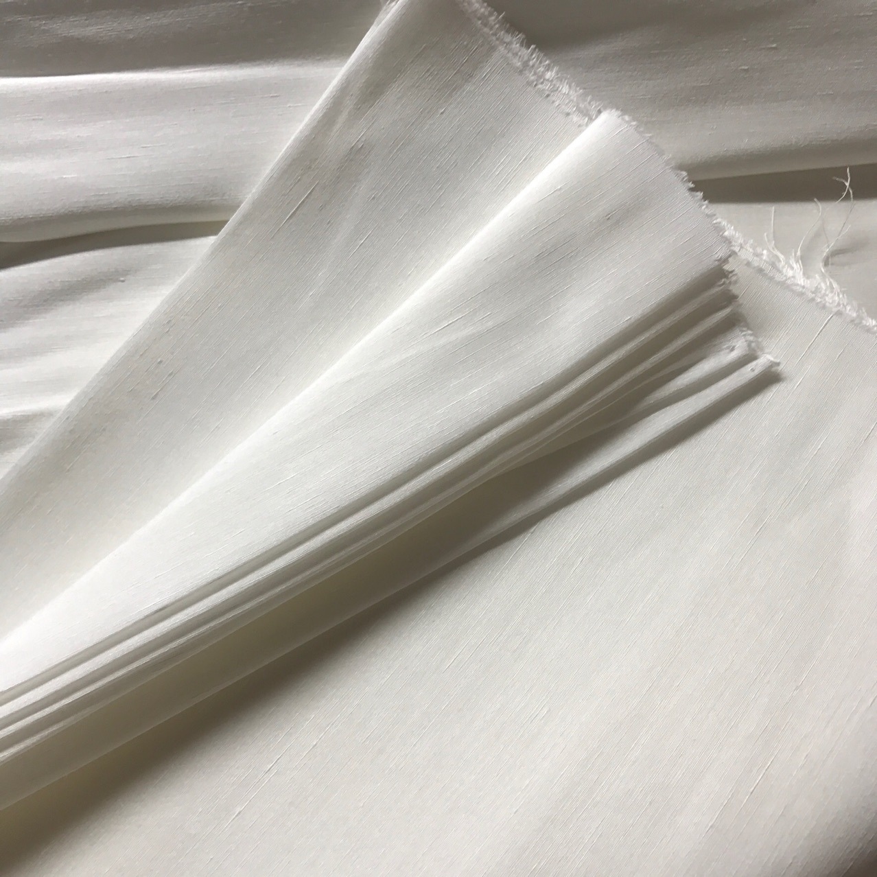 20姆米丝麻纺真丝亚麻交织面料新款秋冬女装丝绸连衣裙布料包邮