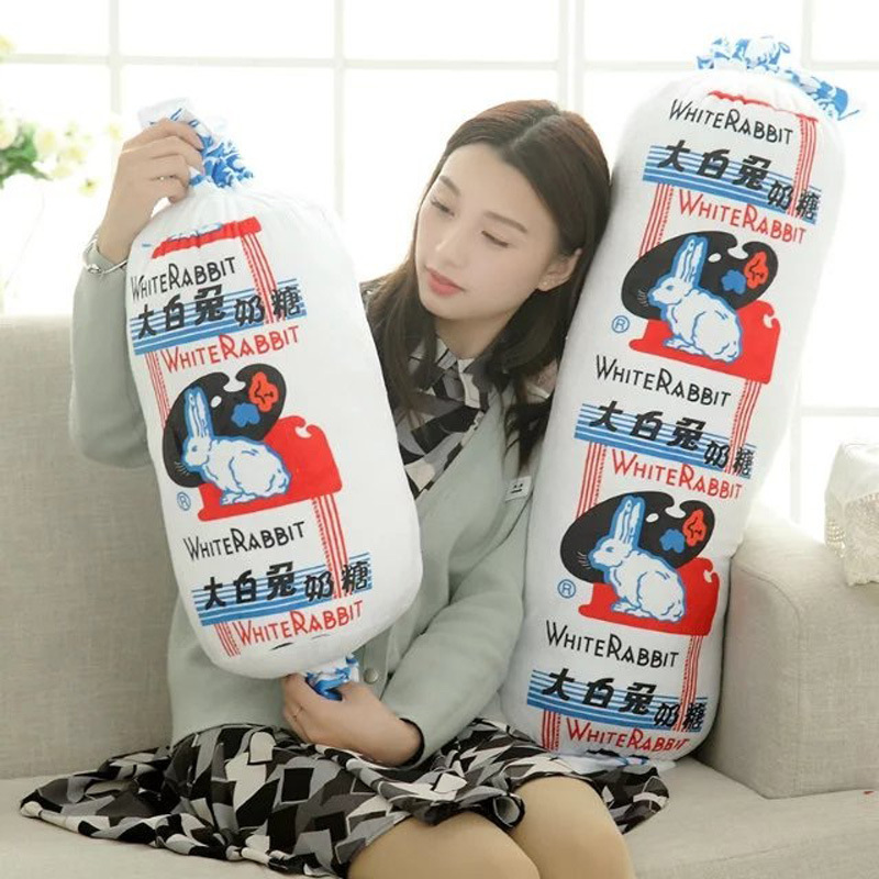 卡通创意大白兔奶糖抱枕毛绒玩具靠枕头午睡枕学生办公室沙发靠背