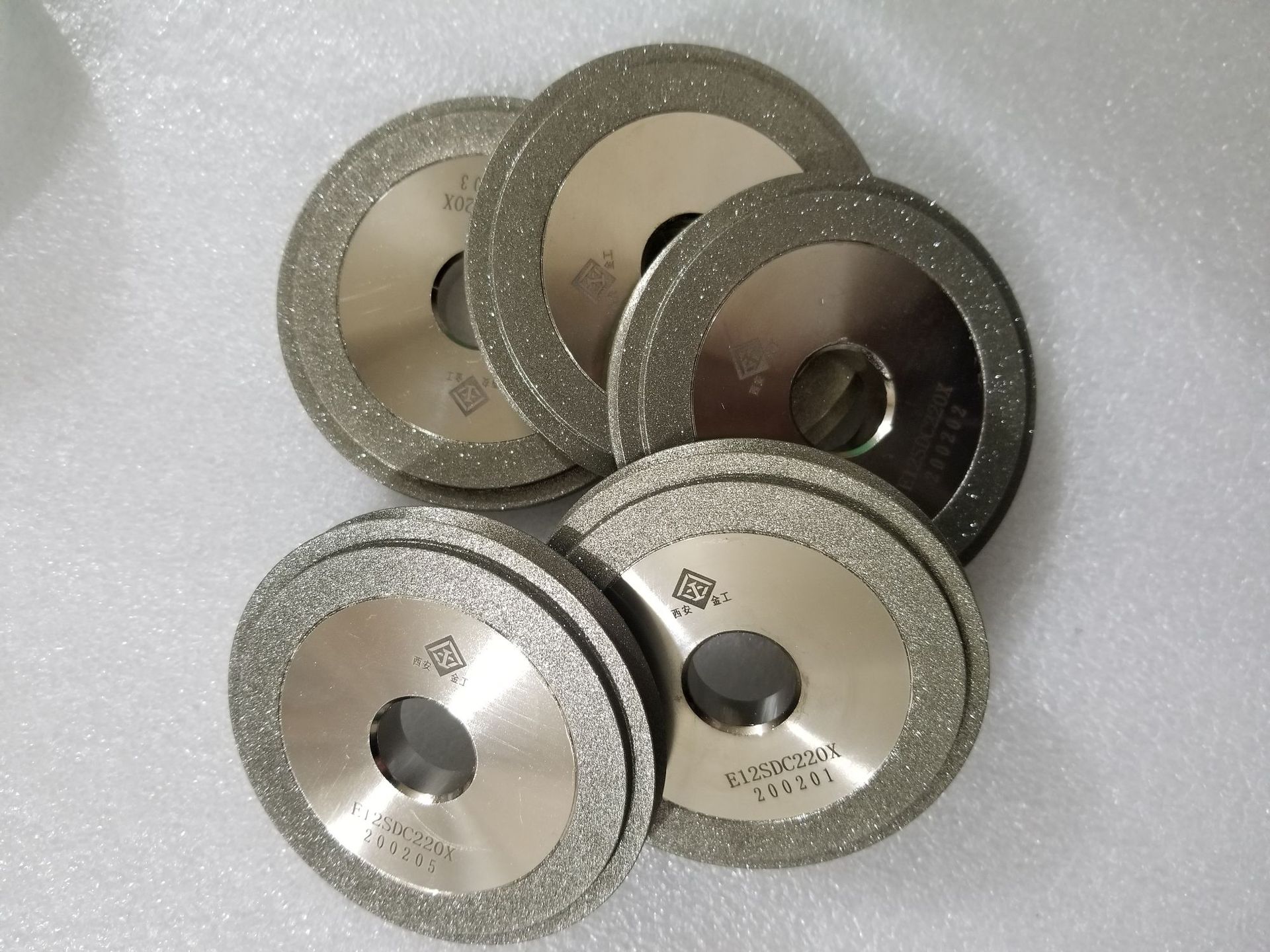 利优磨刀机erm12铣刀磨刀机专用钻石砂轮e12sdc220x钻石砂轮