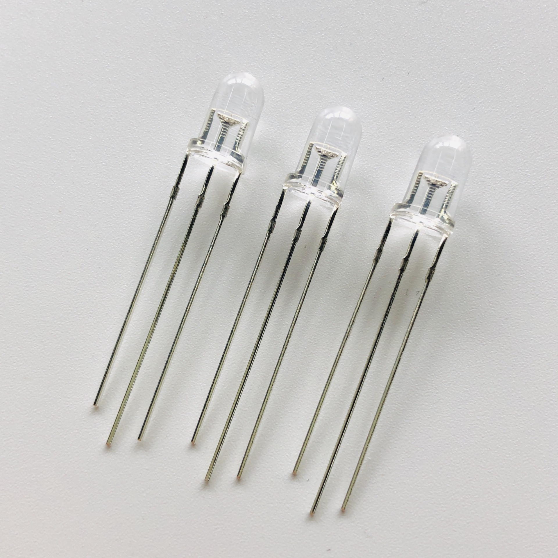 led发光二极管 5mm f5雾状红蓝共阴共阳 红蓝双色 高亮led插件