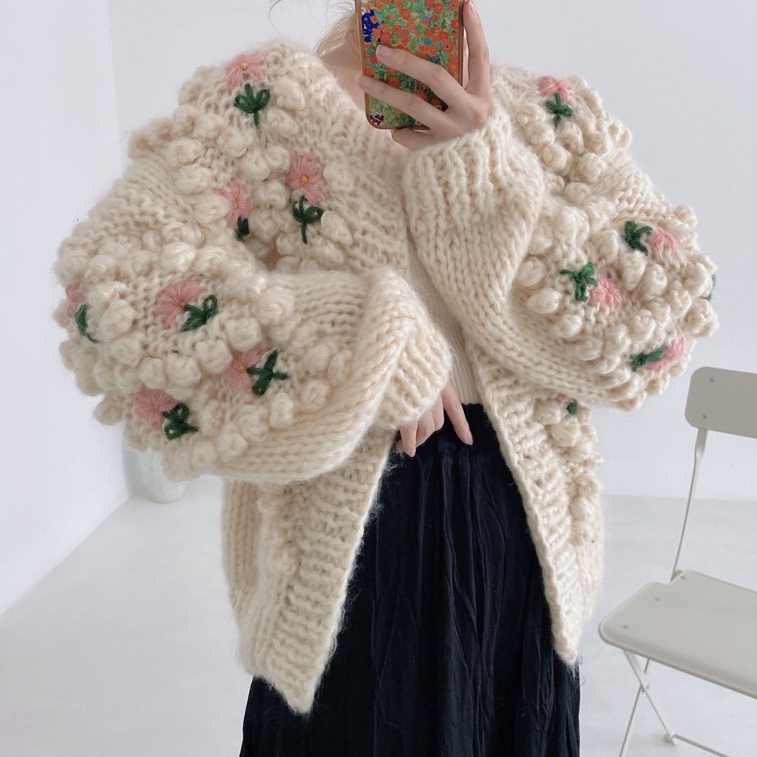 外贸女装欧美手工编织粗毛线宽松毛衣女秋冬全手工果实花朵开衫