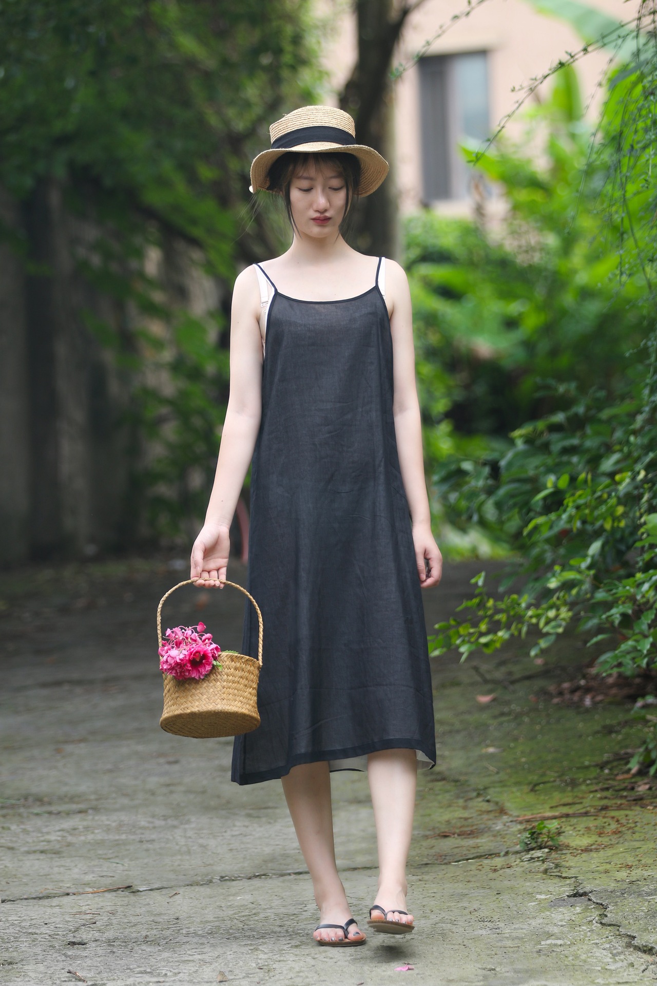 山自在 夏季女三色棉文艺打底背心裙宽松 调节长吊带裙20552-阿里巴巴