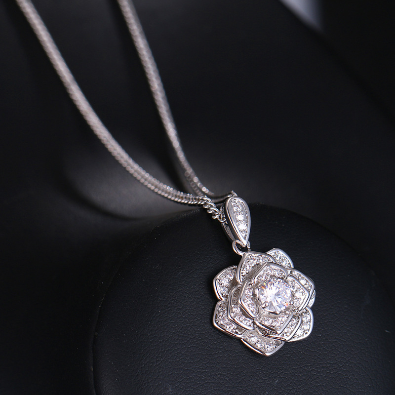 韩版热销气质唯美时尚彼岸花锆石项链吊坠女式七夕礼物厂家现货