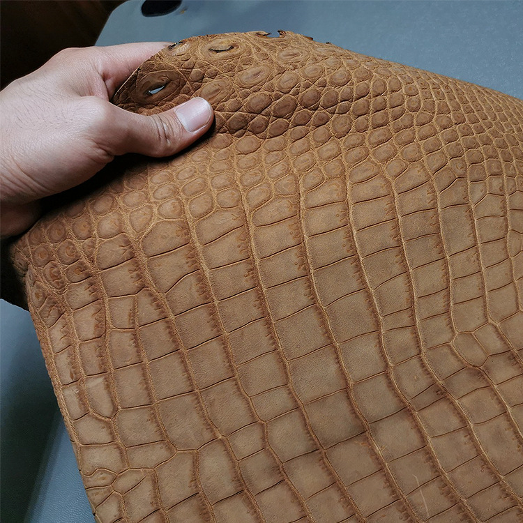 aresgator国产暹罗鳄鱼真皮 哑光磨砂面料鳄鱼皮纯水染颜色可订制