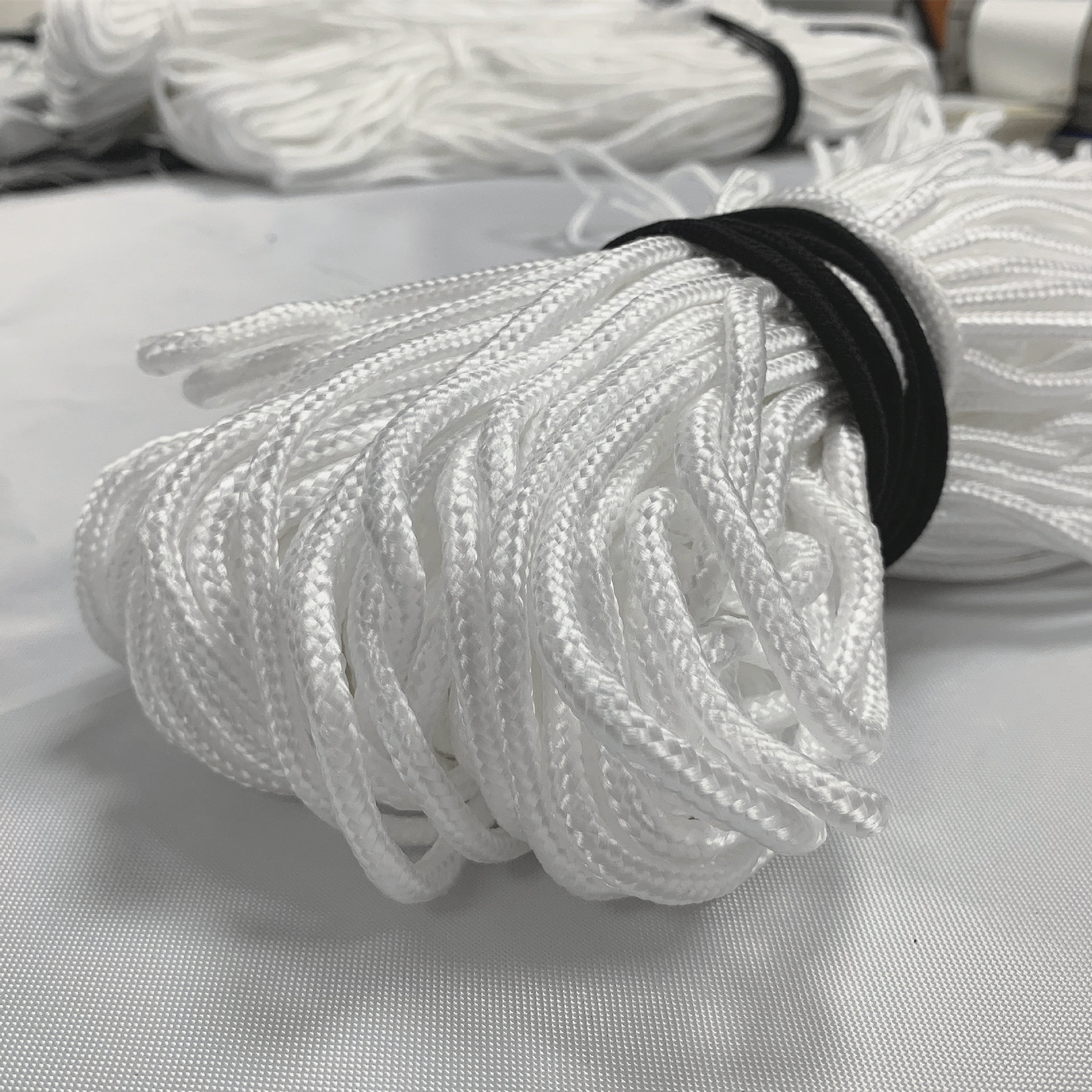 厂家直销白色包芯绳pp尼龙绳编织绳捆绑绳帐篷绳晾衣绳丙纶绳子