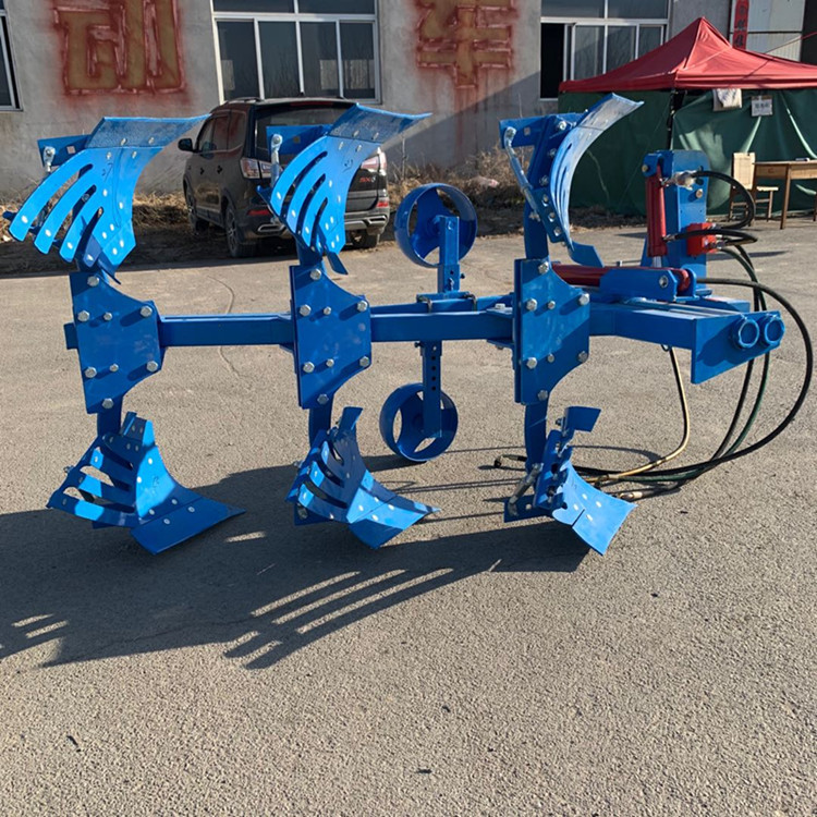 新型侧移3铧液压翻转犁栅条犁农用耕地翻转犁开荒翻地犁铧