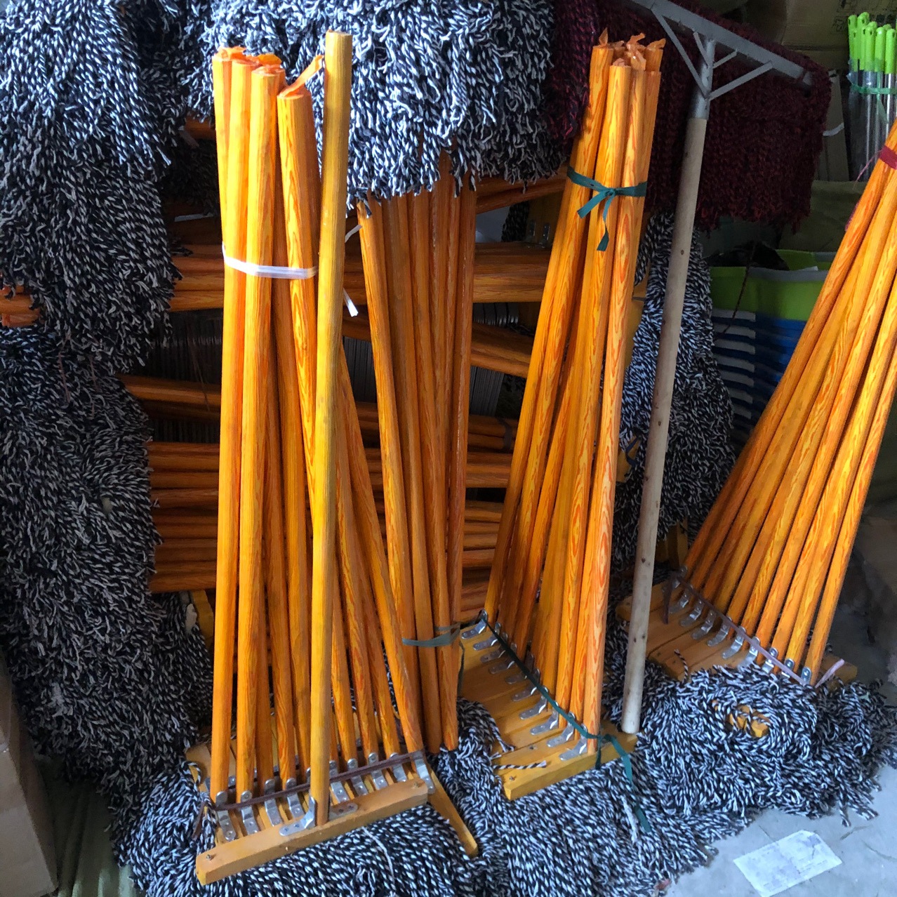 大量供应学校采购棉纱线拖把38cm黑白线2x2纱线批发零售