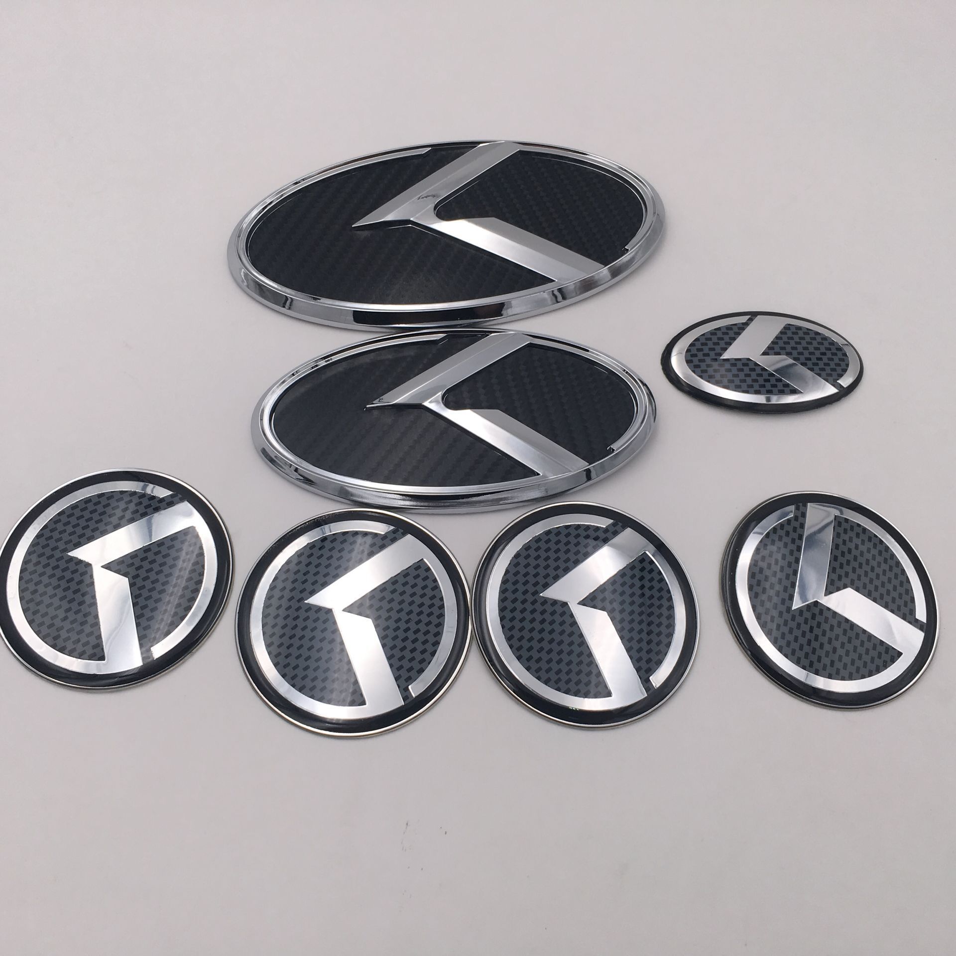 适用起亚改装车标k炫酷标志人字标k套标全车7件套人字标改装车标