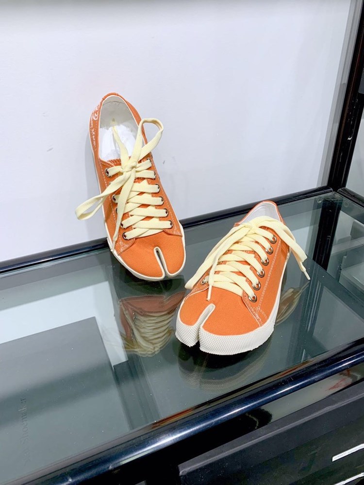 mm6泼墨涂鸦帆布分趾鞋阿希哥同款休闲系带平底鞋女低帮板鞋男女