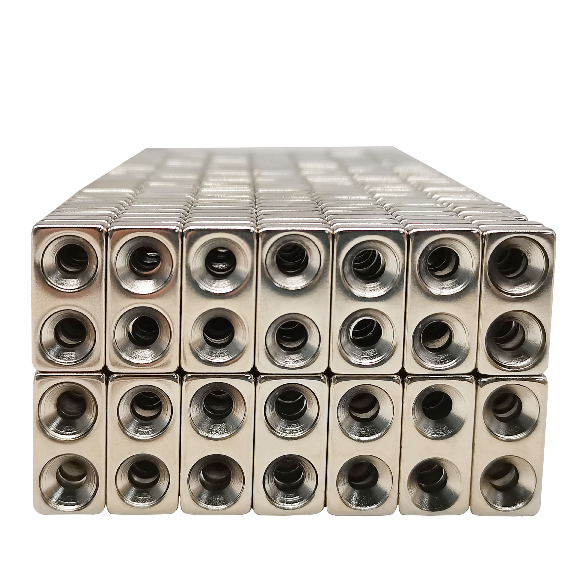 强力磁铁 新款工业机械圆形强磁 批发铁氧体钕铁硼强力吸铁石