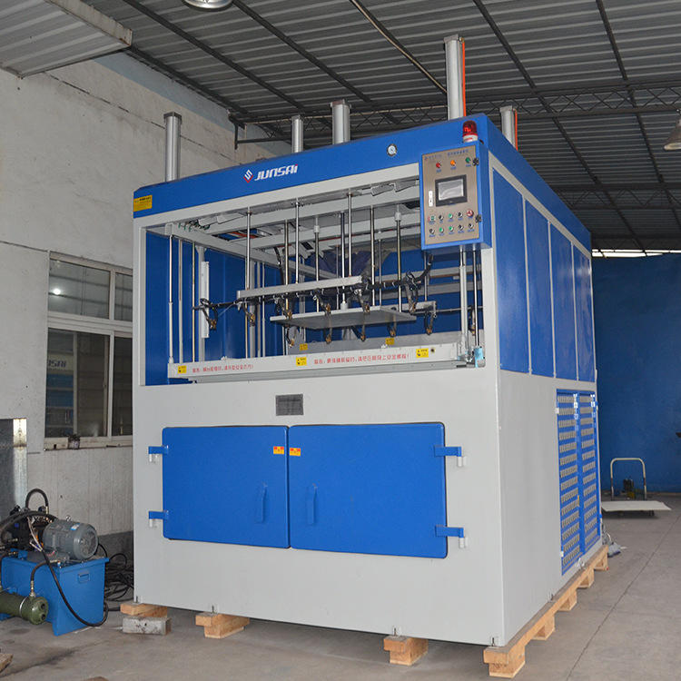 长期供应骏精赛工具箱厚板吸塑机 500*600mm吸塑成型机