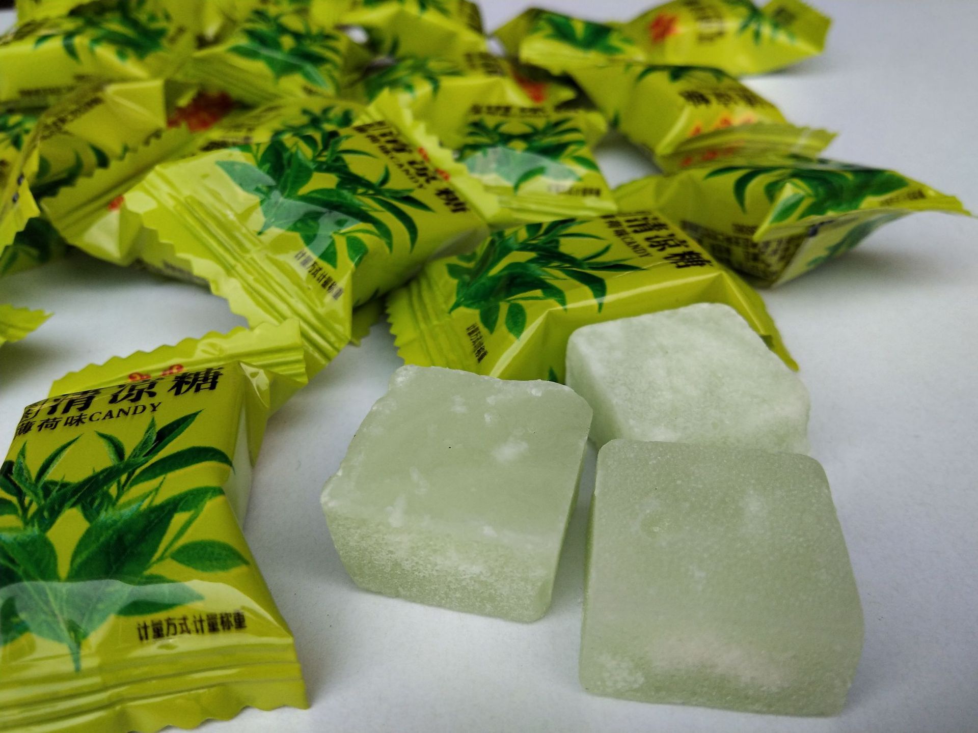 地摊散装糖果绿茶薄荷味清凉糖 儿时怀旧小零食绿茶糖
