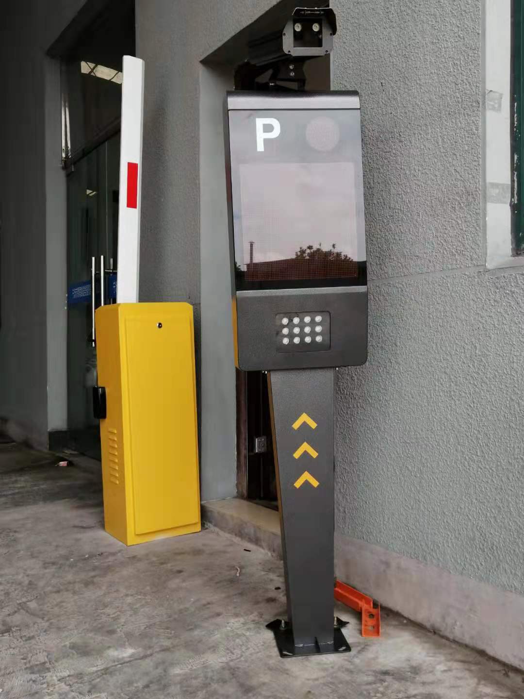 车牌识别系统车辆收费系统智能防砸道闸厂家供应