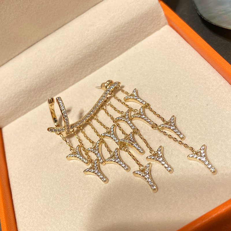 金黄色龙骨龙尾骨耳挂耳钉夹潮人925银针耳骨夹耳环垂坠戴右耳