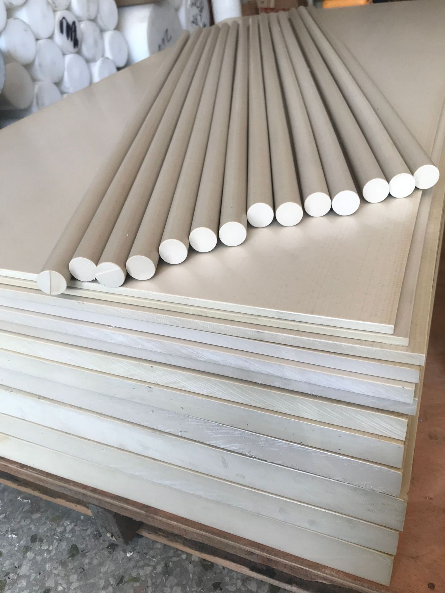 peek板棒pi板棒mc尼龙板棒玻纤板fr-4台湾电木板合成石防静电厂家