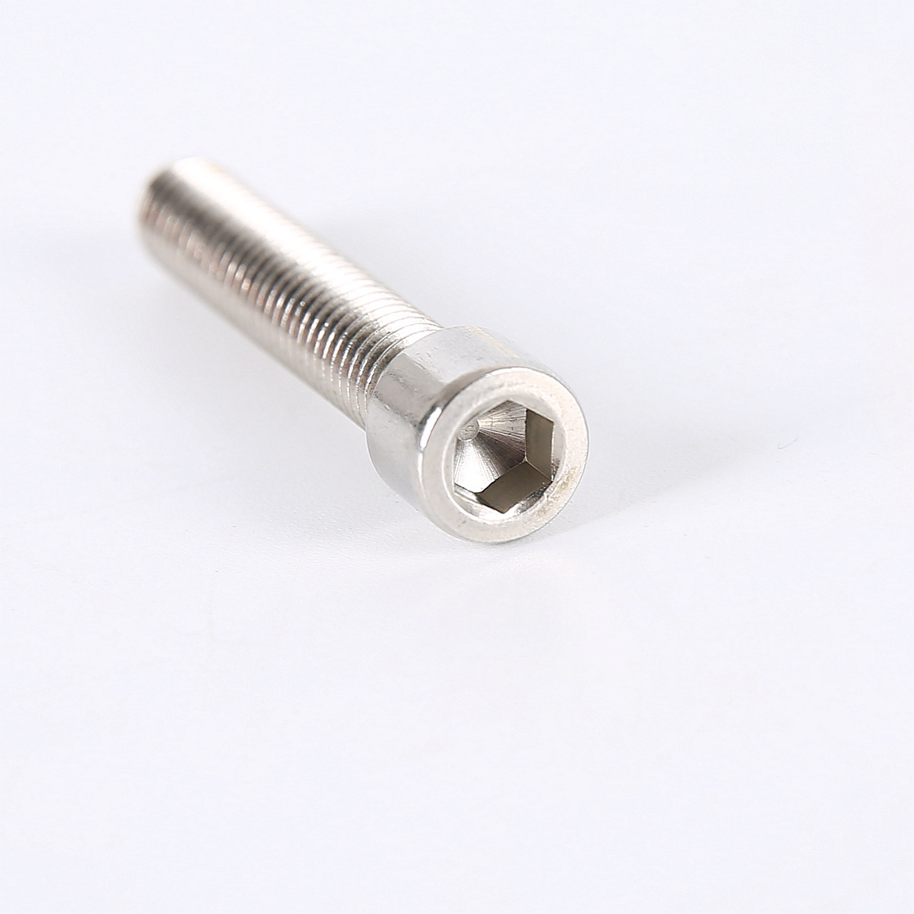 m3m4m5 304不锈钢大头带垫内六角螺栓带介圆头带垫片的螺丝钉机钉