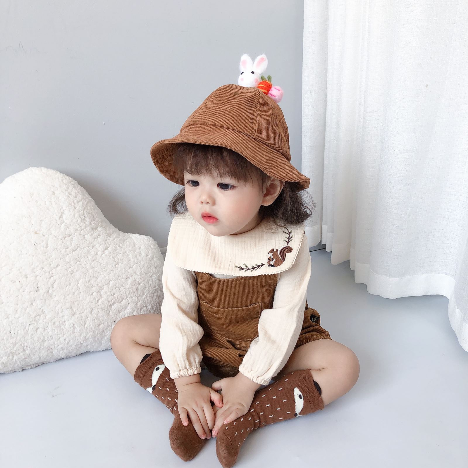 2020新款灯芯绒婴儿装幼儿背带裤新生儿宝宝爬服秋款灯芯绒连体裤