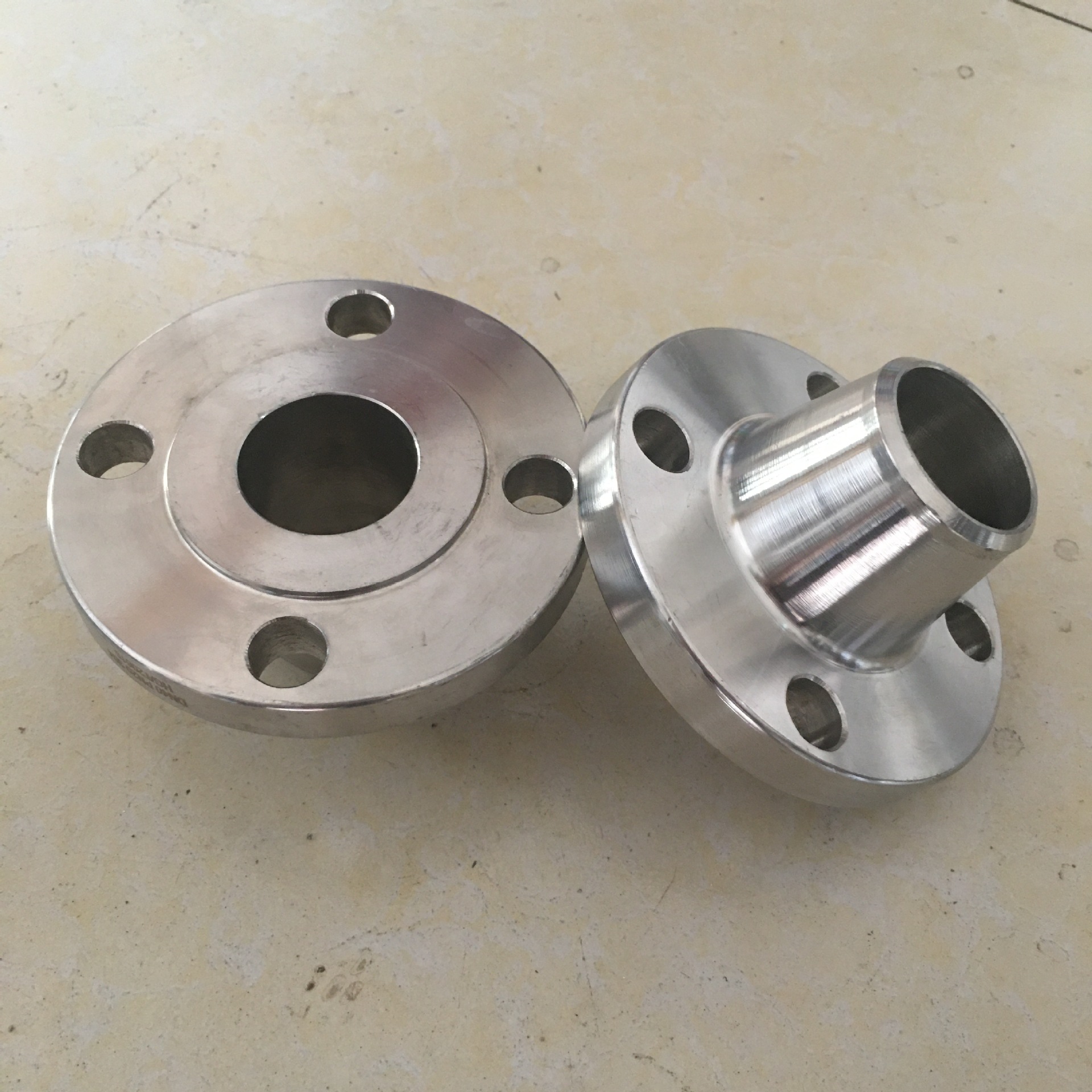 厂家供应304带颈对焊法兰cl300(pn5.0mpa)wn-rf304不锈钢304法兰