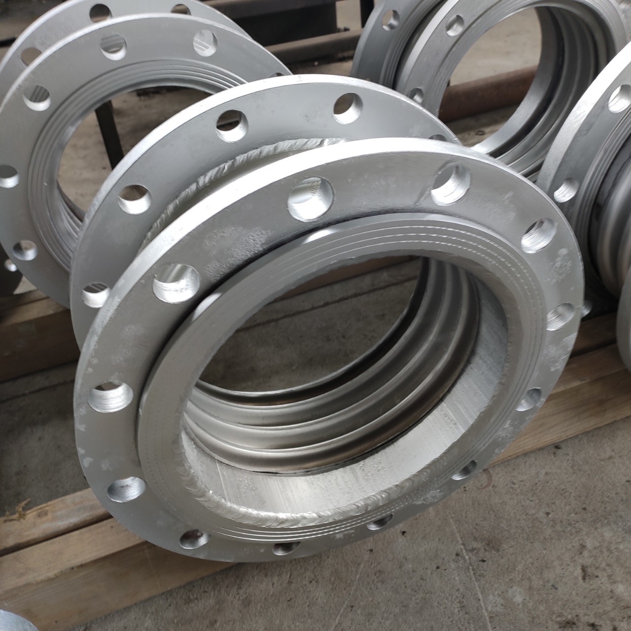 金属软管304不锈钢波纹软管 螺纹法兰软连接软接头