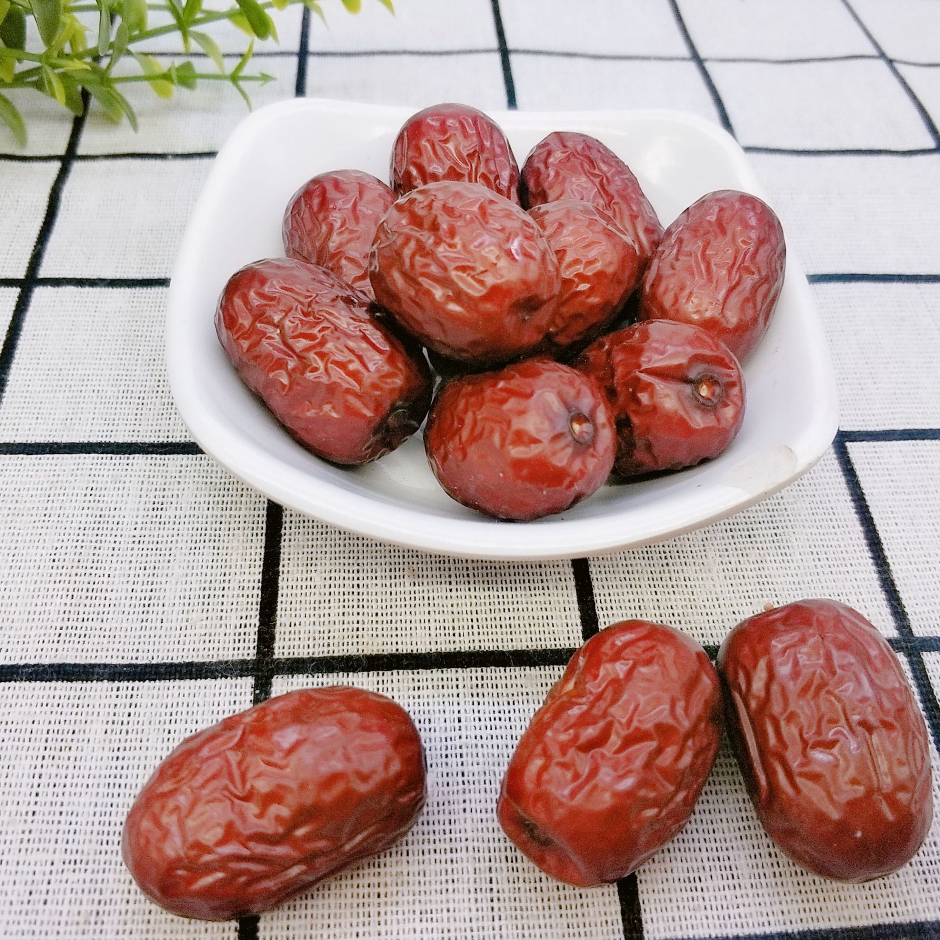 厂家供应新疆若羌灰枣500g 熬粥泡水干吃红枣 休闲小零食