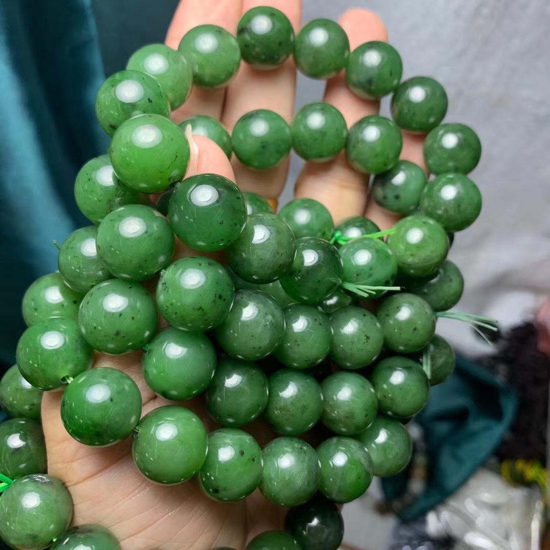 厂家直销 批发和田碧玉14mm单圈手链 微黑点 直播地摊货源 手串