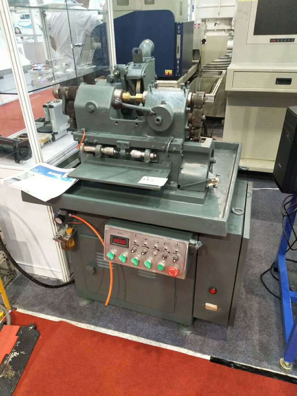 二手玻璃仿形磨边机 东莞茶山转让二手仿形磨边机