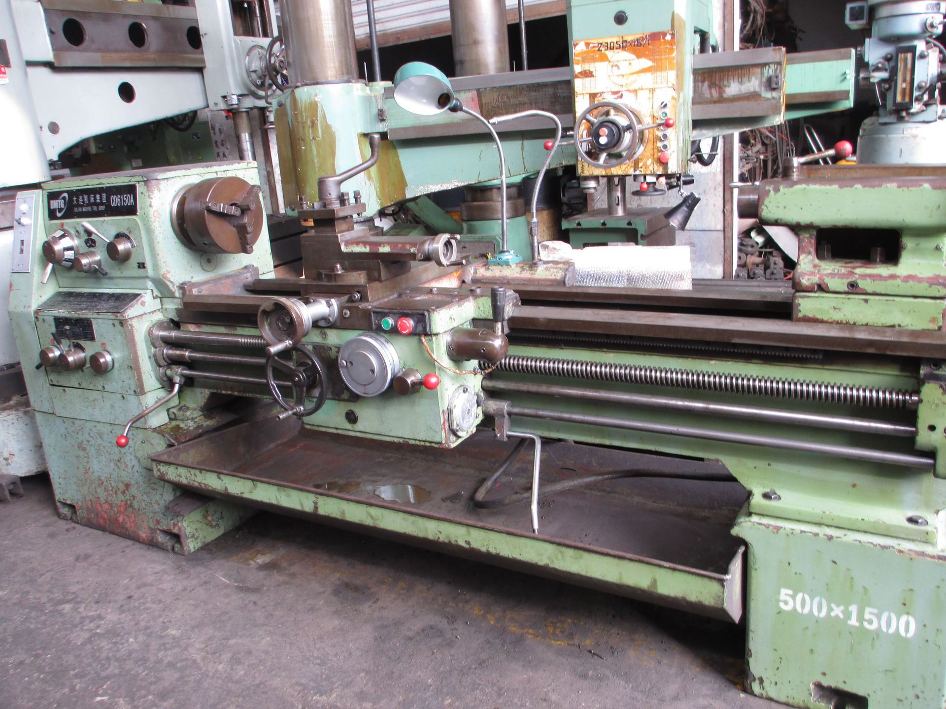 供应75新大连机床厂cd6150x1500二手旧车床