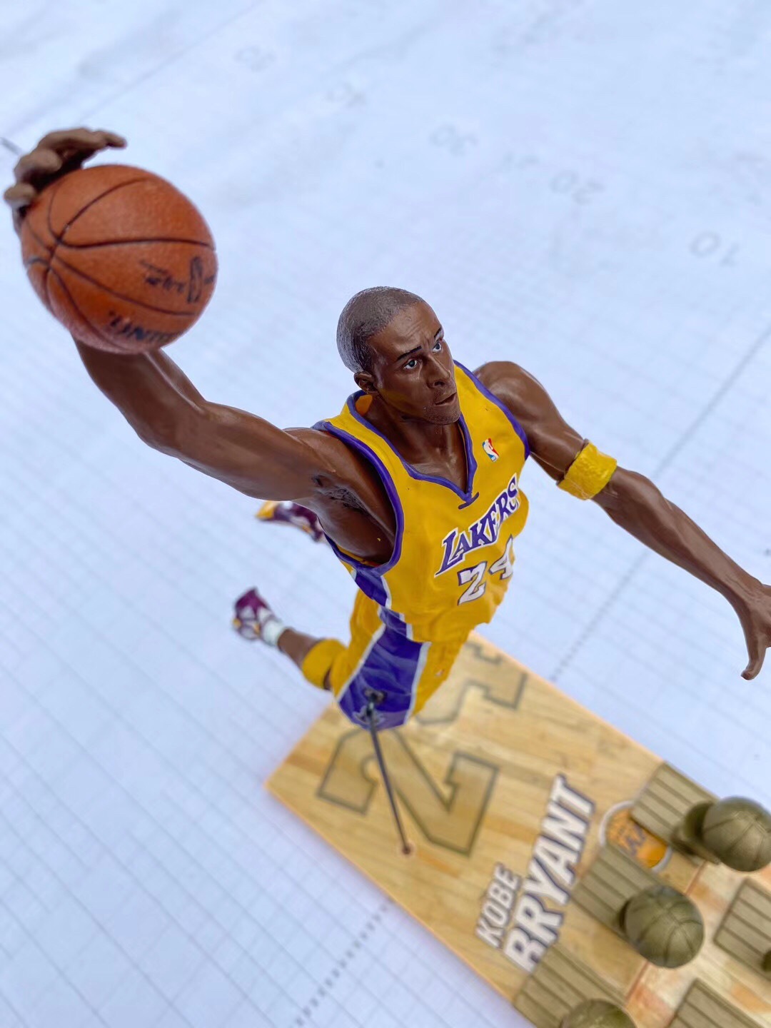 批发nba篮球明星真人衣服24号紫衣科比布莱恩特手办模型可动玩偶