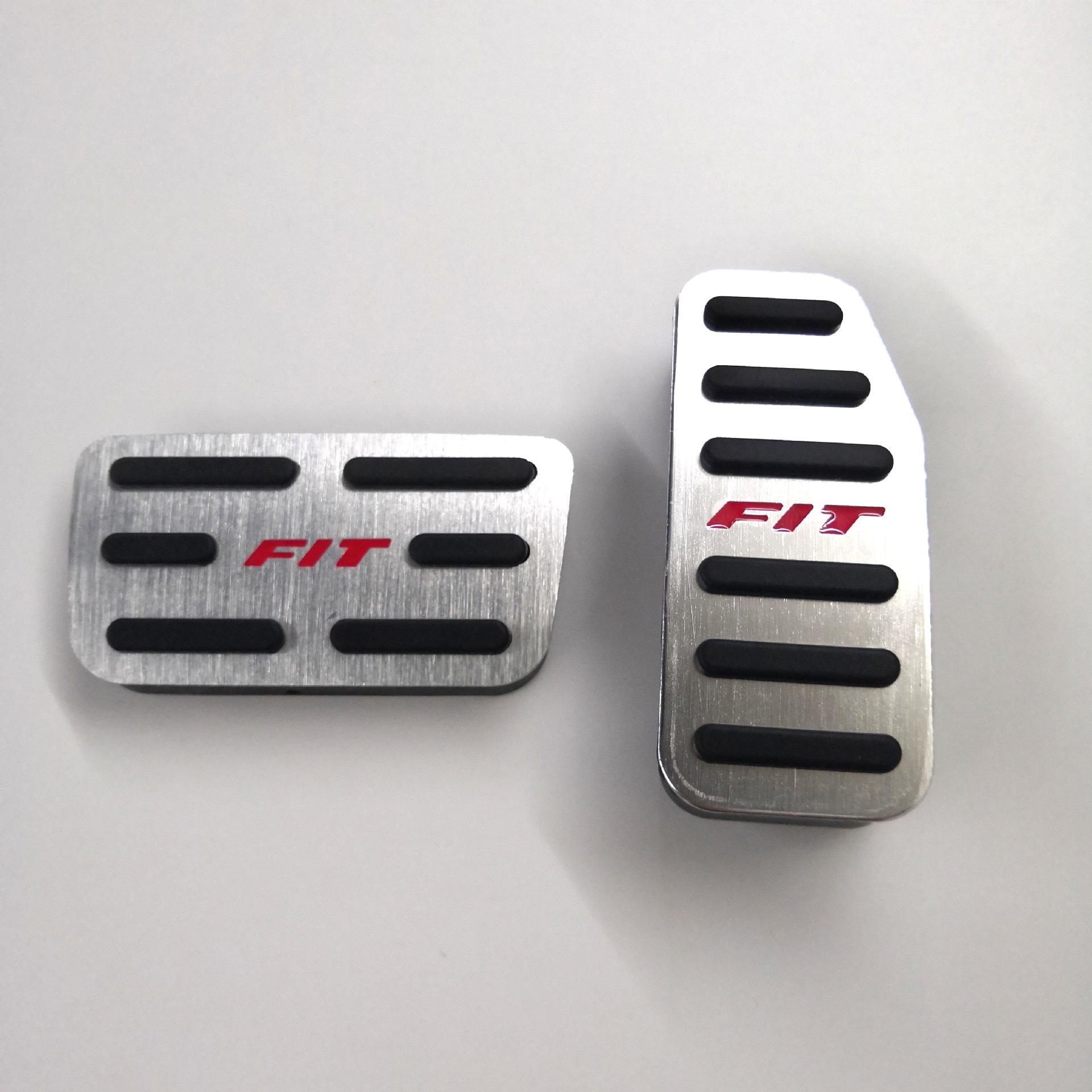 适用于飞度油门刹车脚踏板 内饰改装防滑免打孔刹车踏板 铝合金