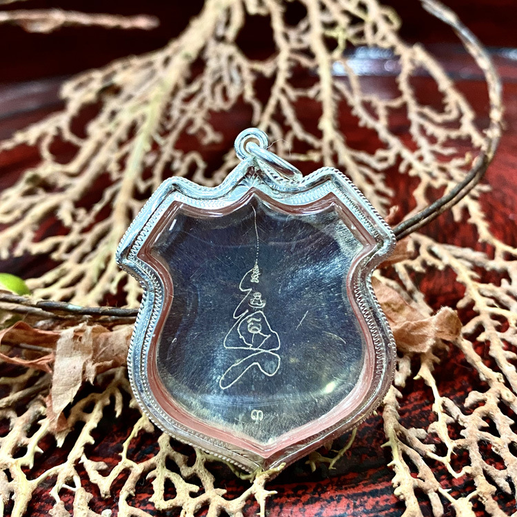 舍玛商贸2561龙婆禅南大师金四面含多款壳及d卡真品包邮泰国佛牌