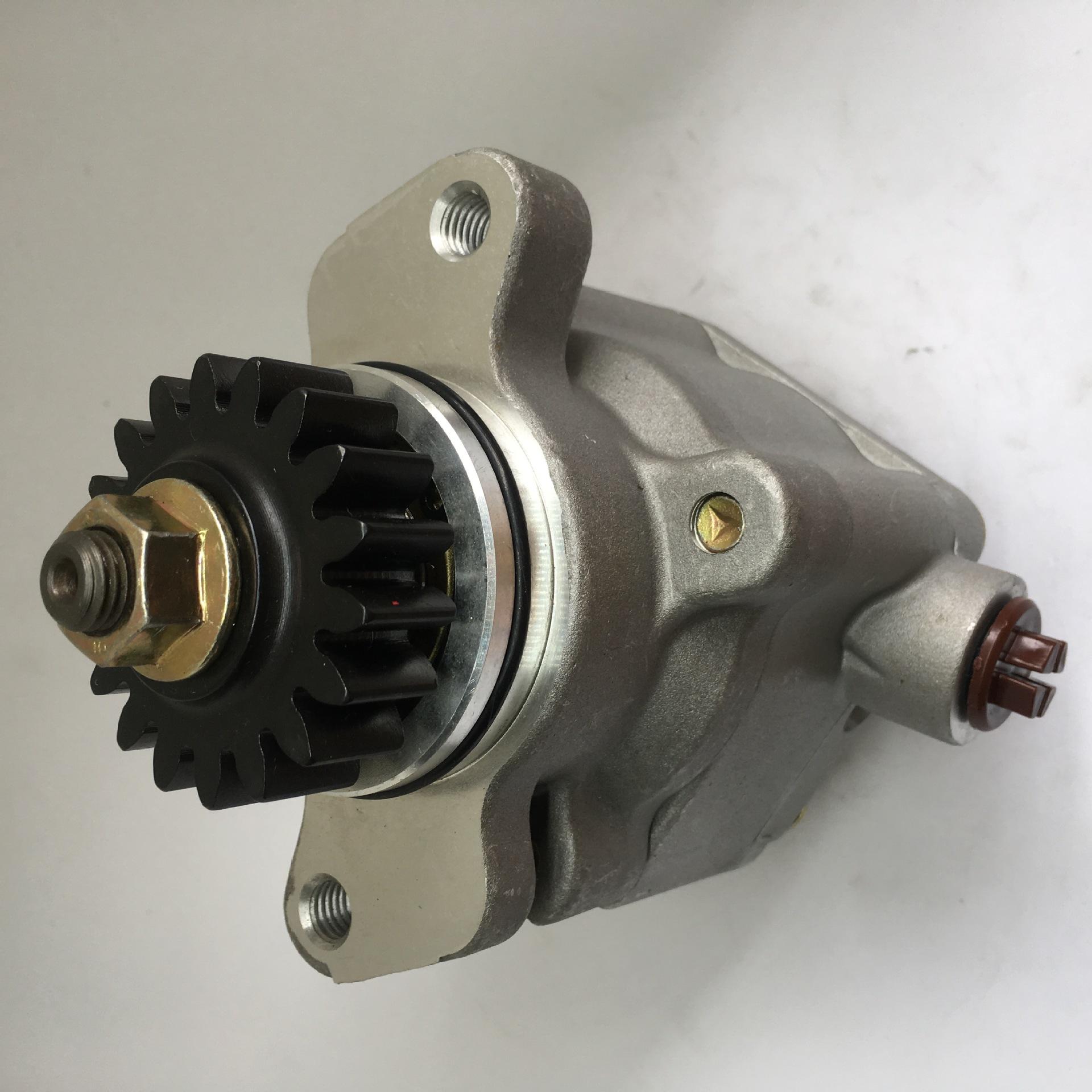 源头厂家欧系重卡cf75 cf85 xf95 液压转向助力泵带齿轮  1375508