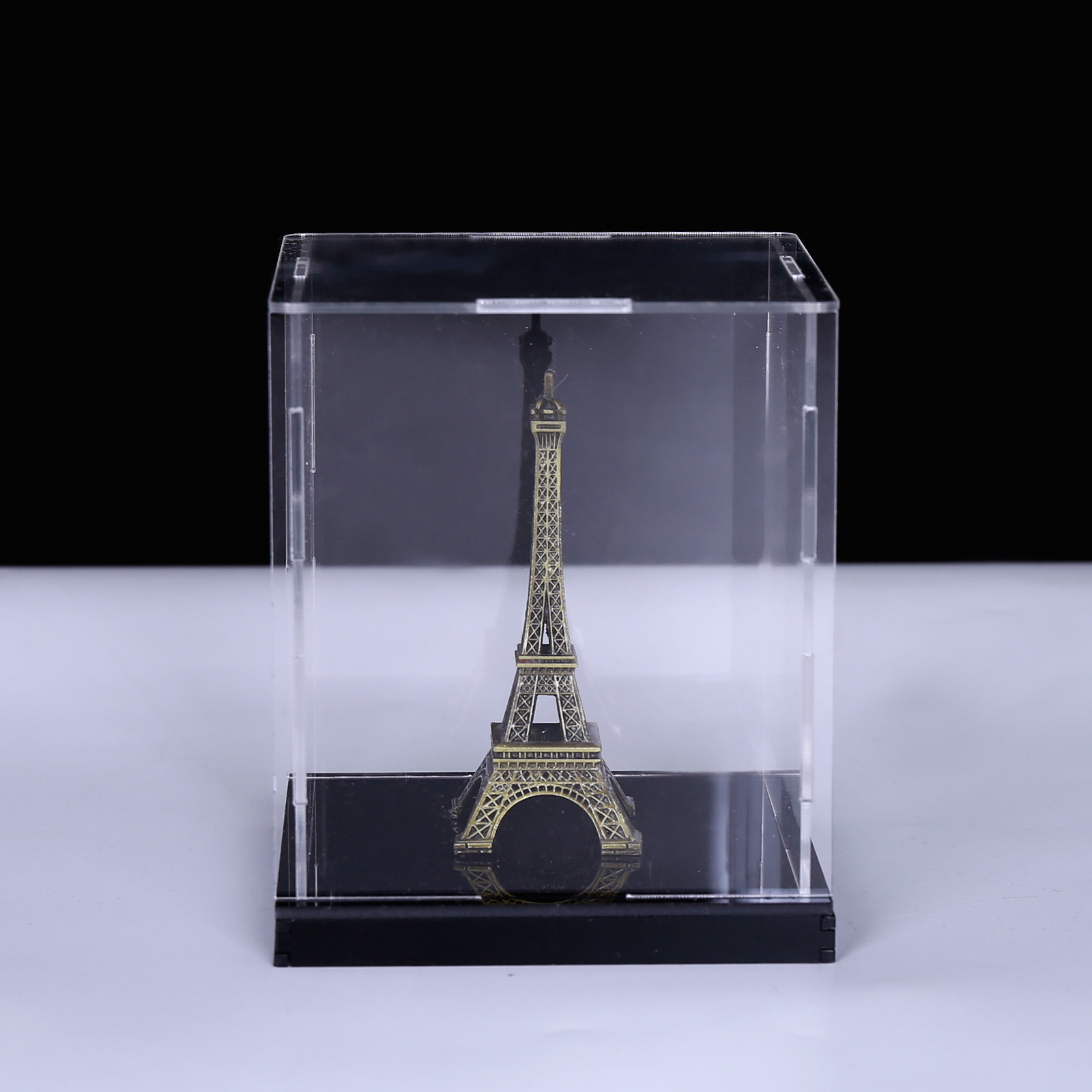 现货透明亚克力防尘盒手办模型展示盒有机玻璃防水防尘罩收纳盒