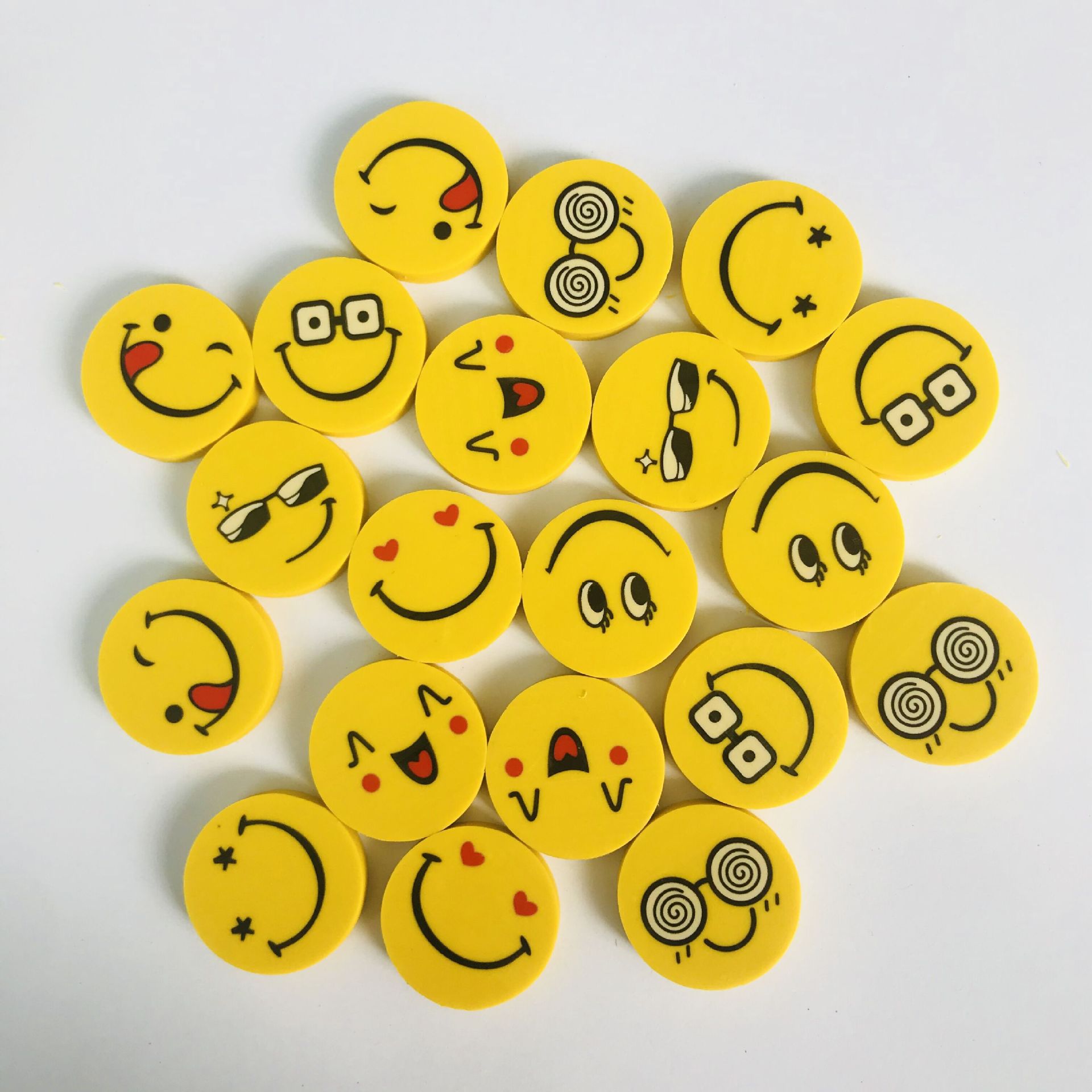 低价可定制儿童奖励可爱笑脸橡皮擦学生创意卡通表情橡皮文具礼品