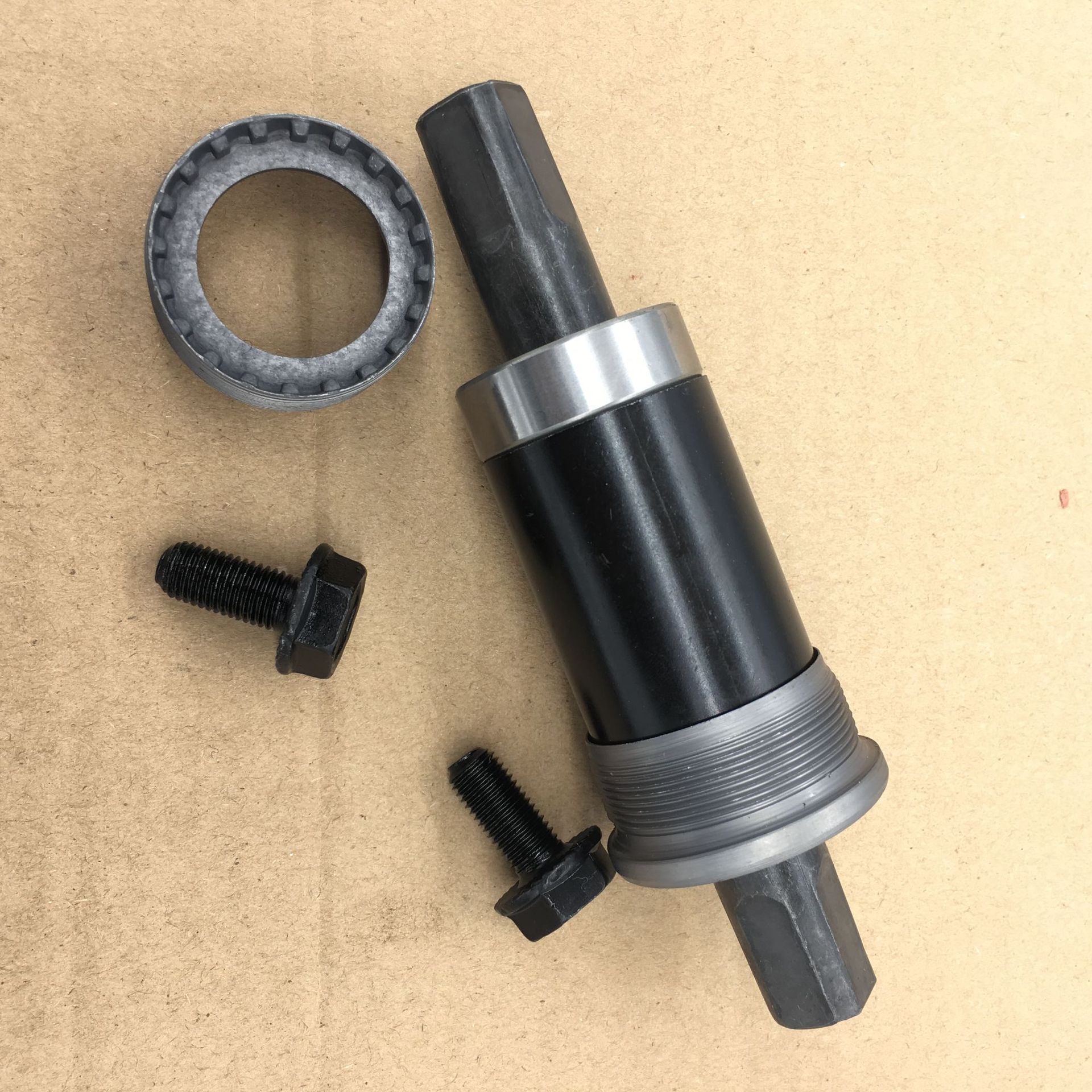 山地车方孔一体密封中轴 防水防尘 自行车中轴 122mm密封培林中轴