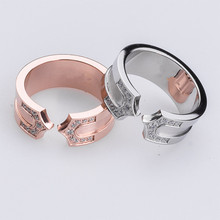 J5-106时尚新款镶锆石钛钢指环扳指戒指欧美双尖开口箭头食指饰品