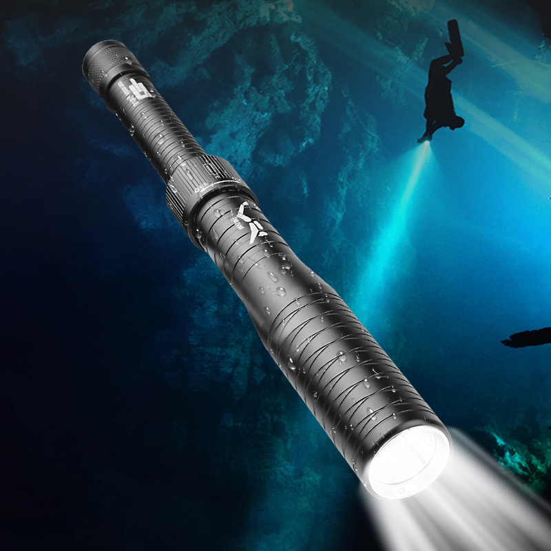 跨境新款xml t6强光潜水手电筒 带求援潜水灯出海 t6潜水手电筒