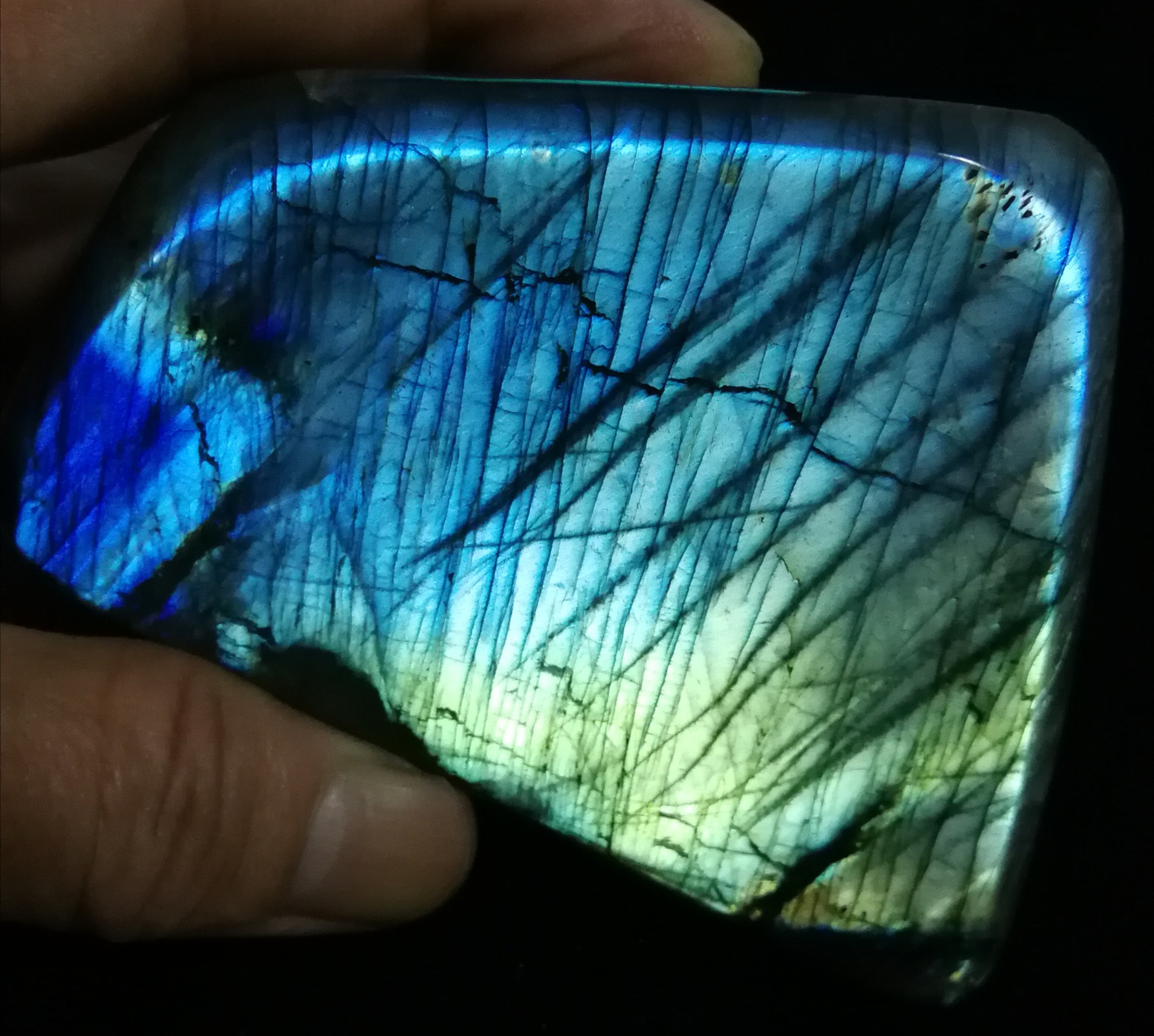 马达加斯加天然蓝光彩光拉长石月光石原石矿石摆件手把件