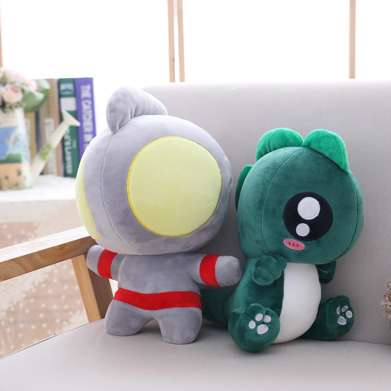 网红奥特曼小怪兽毛绒玩具公仔玩偶地摊货源送男生娃娃可爱抱枕