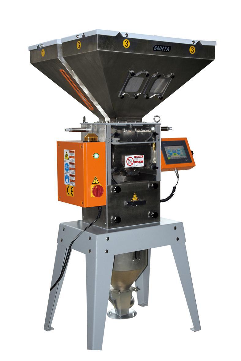 供应注塑辅机 混合拌料机 称重式拌料机 自动重复校对,吸料功能