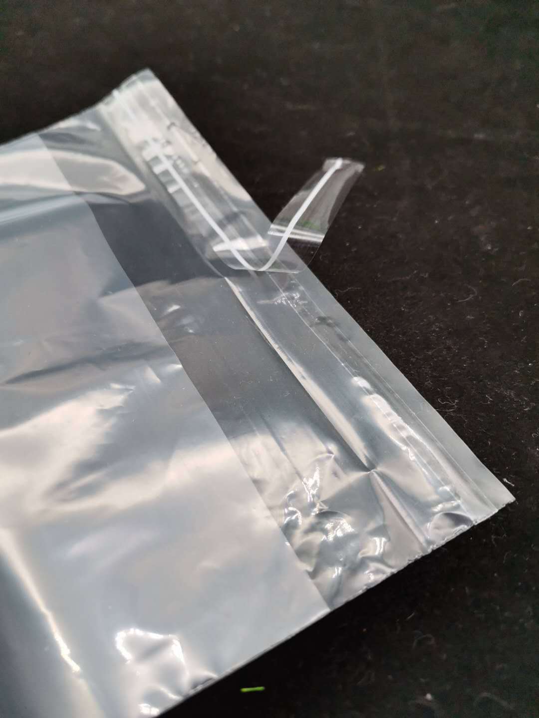 广东厂家批发亚马逊服装包装袋定做自粘透明袋 pe袋围巾毛巾袋子