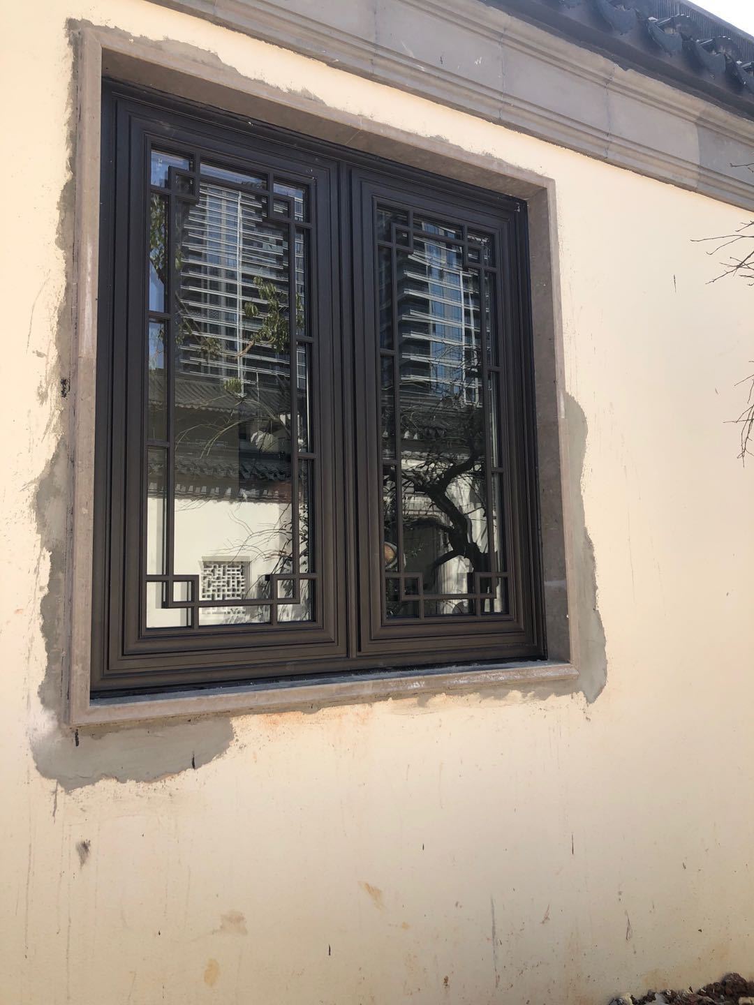 复古门窗别墅铝合金门窗厂家生产铝合金隔音推拉 落地玻璃窗封阳台窗