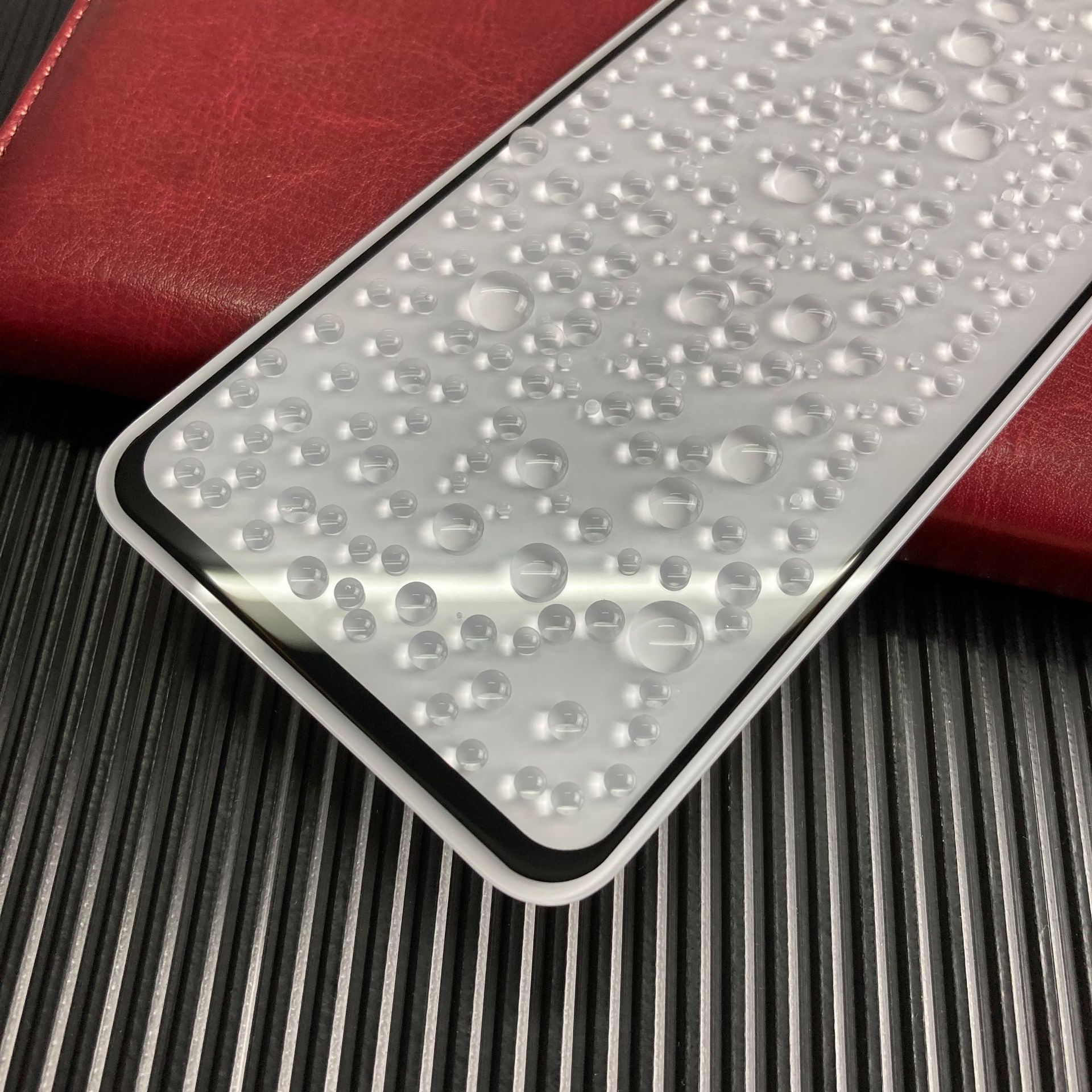 适用华为荣耀x10 全胶满版钢化膜荣耀x10 丝印二强保护膜带底板