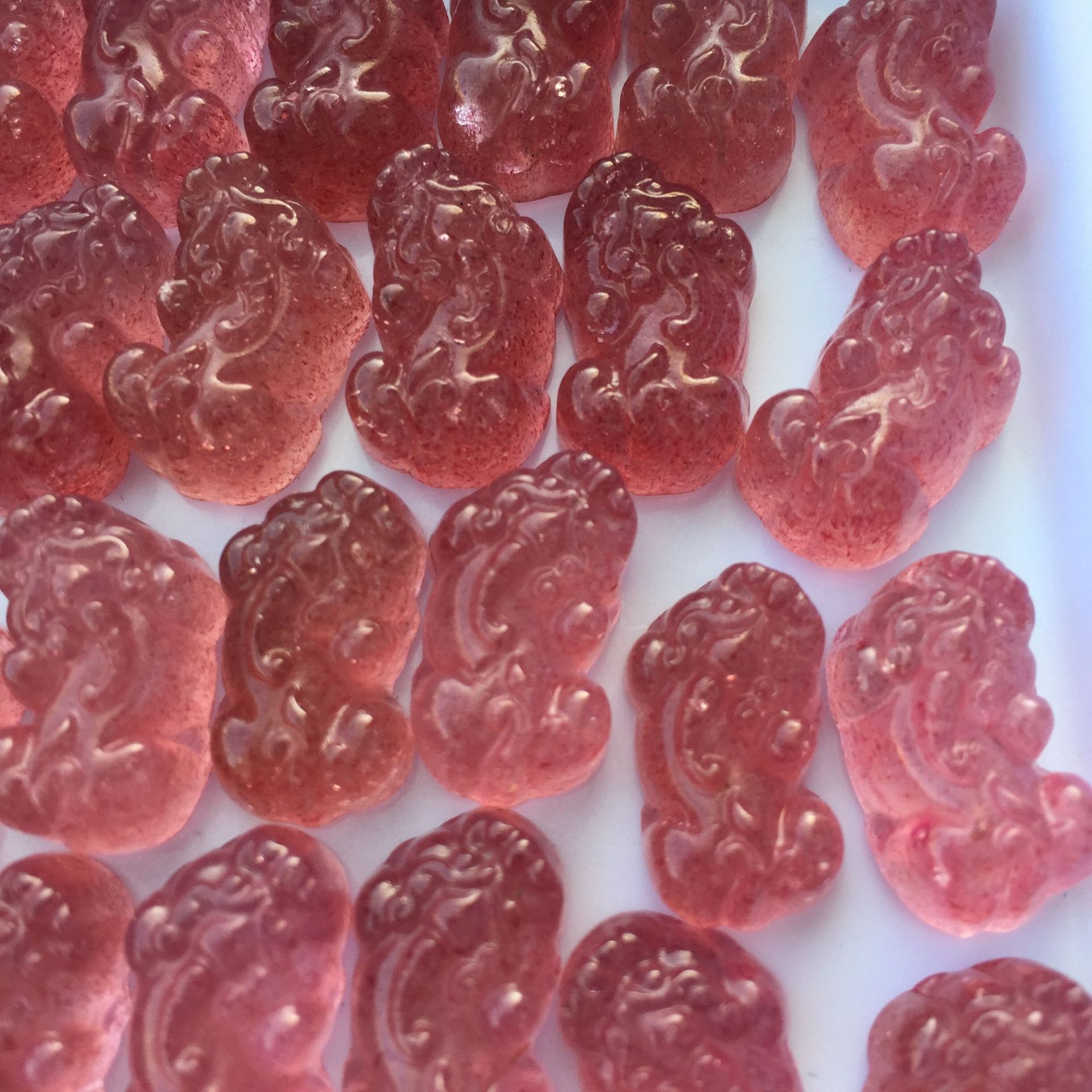 天然草莓晶鸽血红貔貅吊坠 无杂无裂 厂家批发水晶diy饰品配件