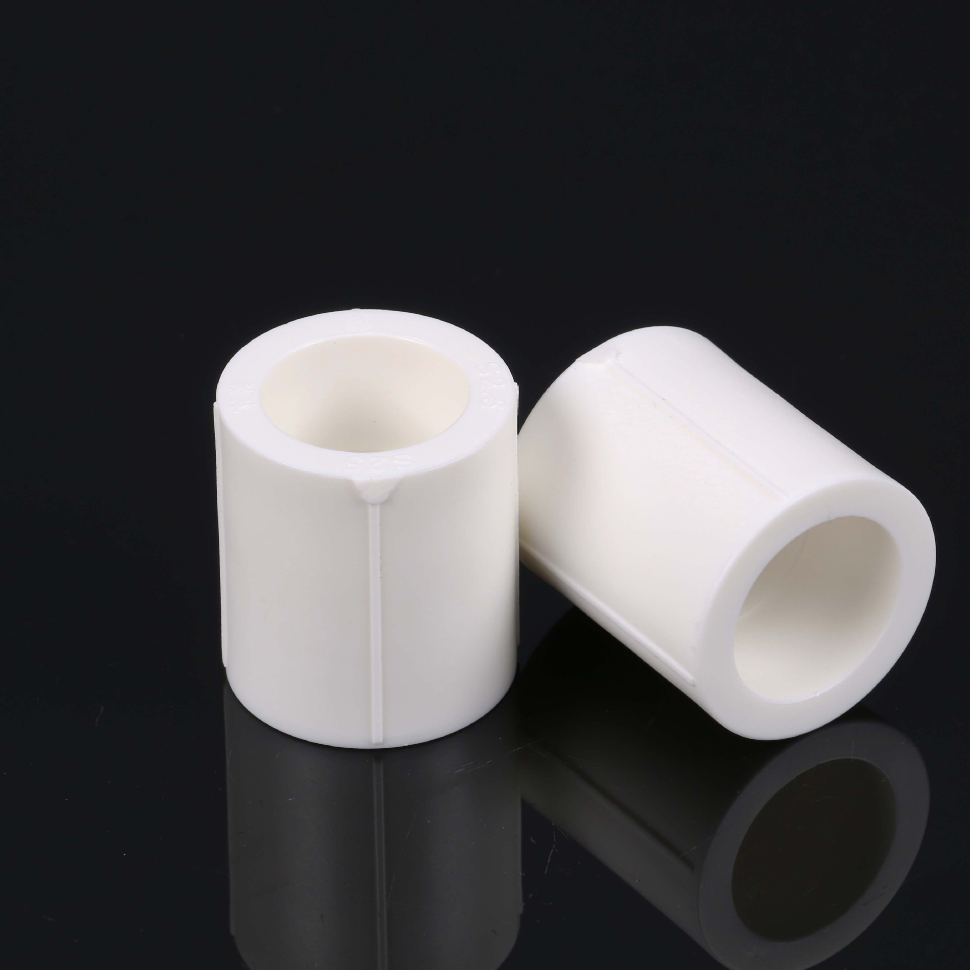 ppr等径直接多种规格精品家装款管件接头现货批发ppr等径直接