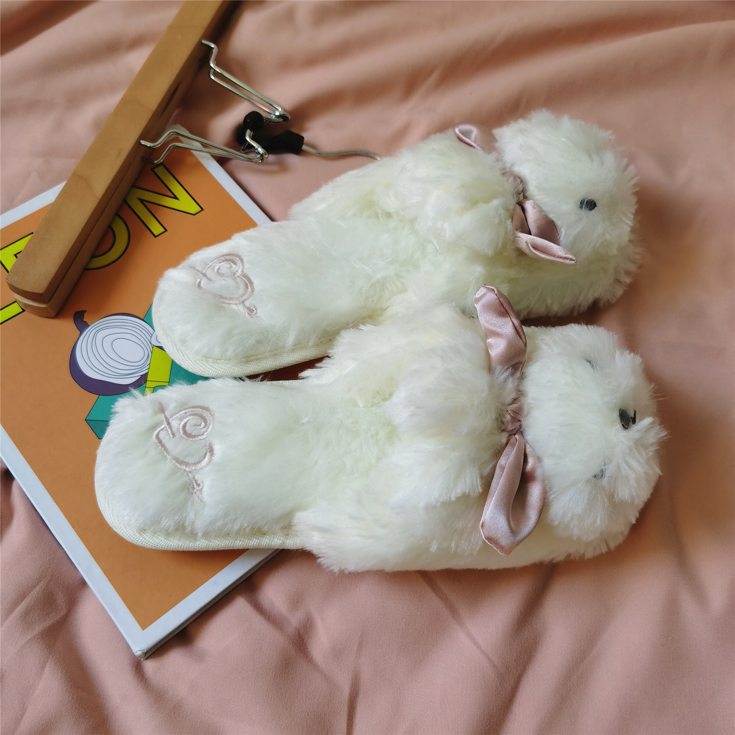 可爱小兔子毛毛拖鞋室内居家包头兔兔棉拖鞋女冬季网红ins潮鞋子