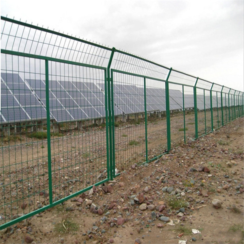 光伏电站围栏网太阳能变电站风能发电厂围栏网国家电网围栏网