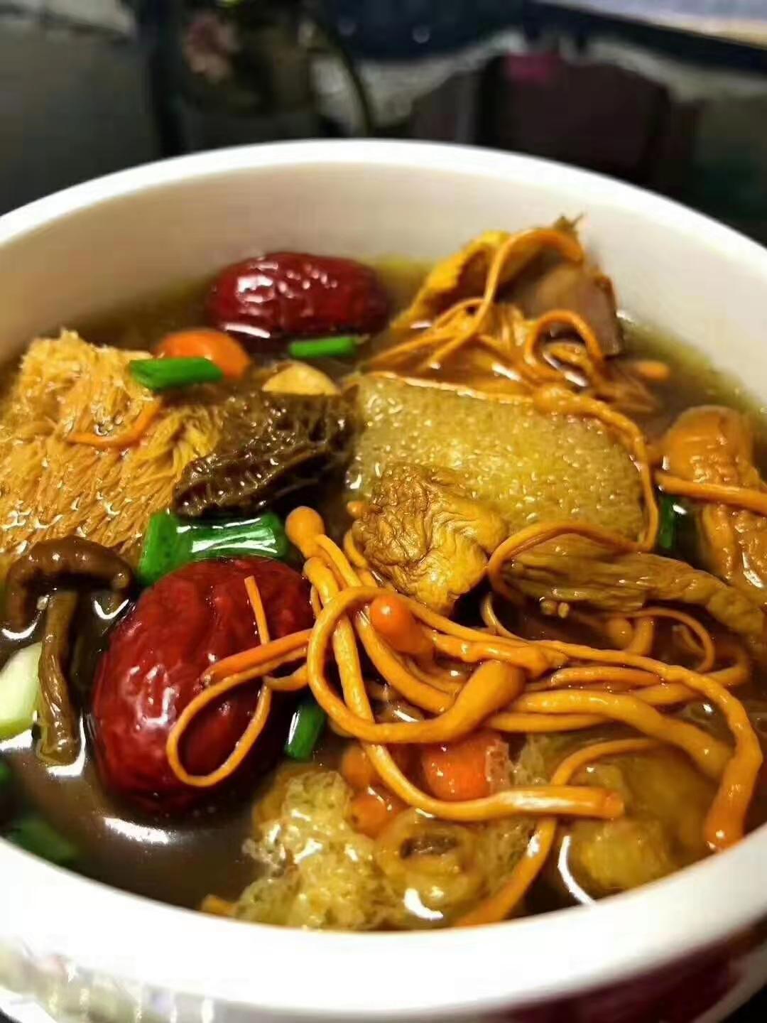 【菌汤包】羊肚菌虫草花茶树菇猴头菇竹荪姬松茸香菇红枣八味汤包