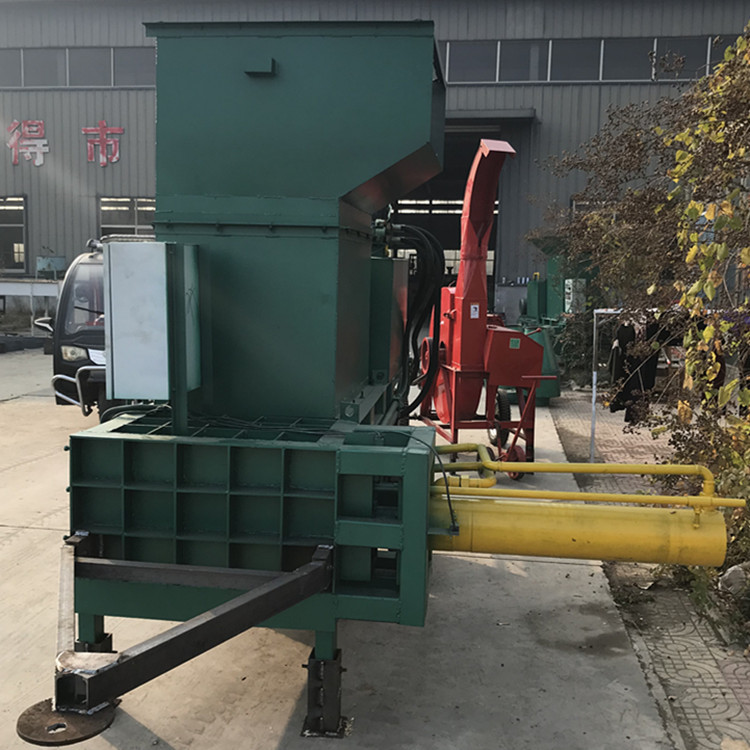 麦草捡拾打捆机 秸杆铡草装袋压块机 江西稻草粉碎压块机