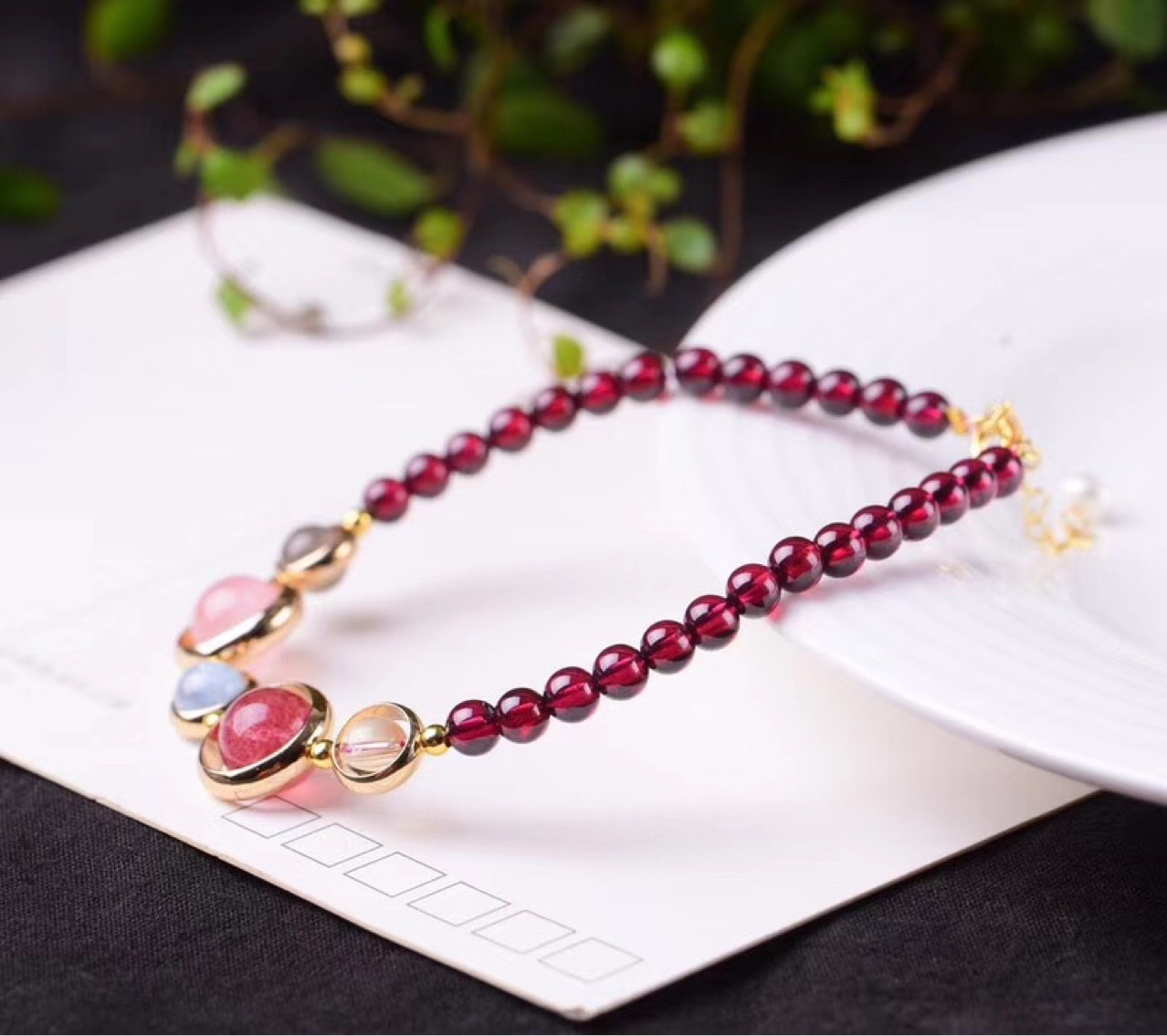 原创 天然石榴石纯净体手链 小众设计简约幸运石手串男女闺蜜礼物