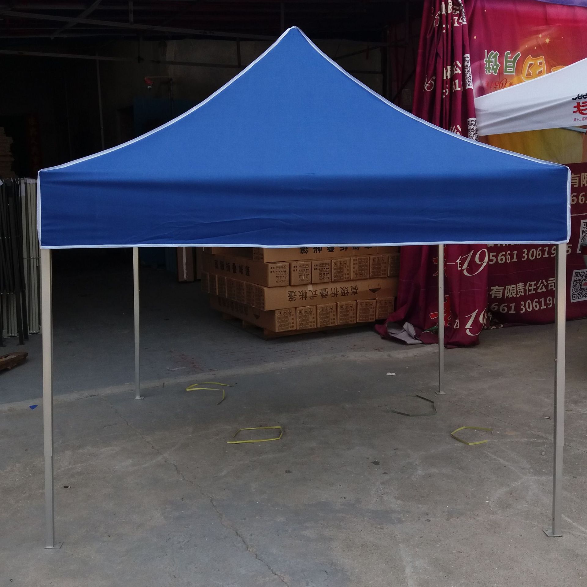 厂家定制2x2米铝合金两折三折折叠车载地摊摆摊帐篷广告帐篷定做